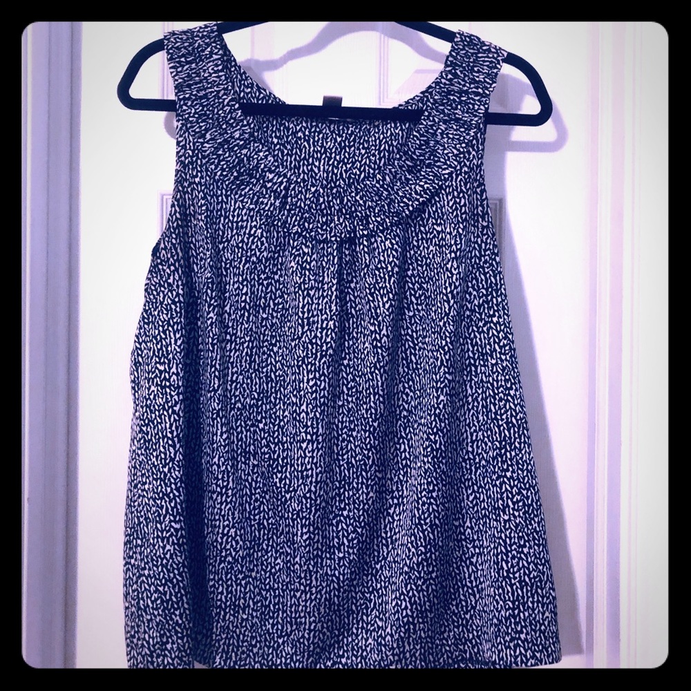 LOFT Sleeveless Black and White Top - L